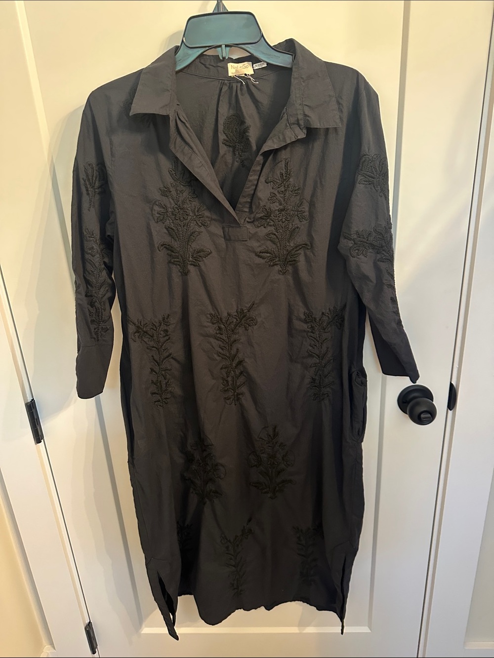 Embroidered Black Midi Dress with V-Neck Collar